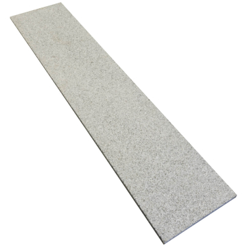 Stopień kamienny granit New Dark płomieniowany 150x33x3 cm